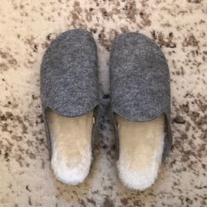 🌼 Target 🌼 clog slippers